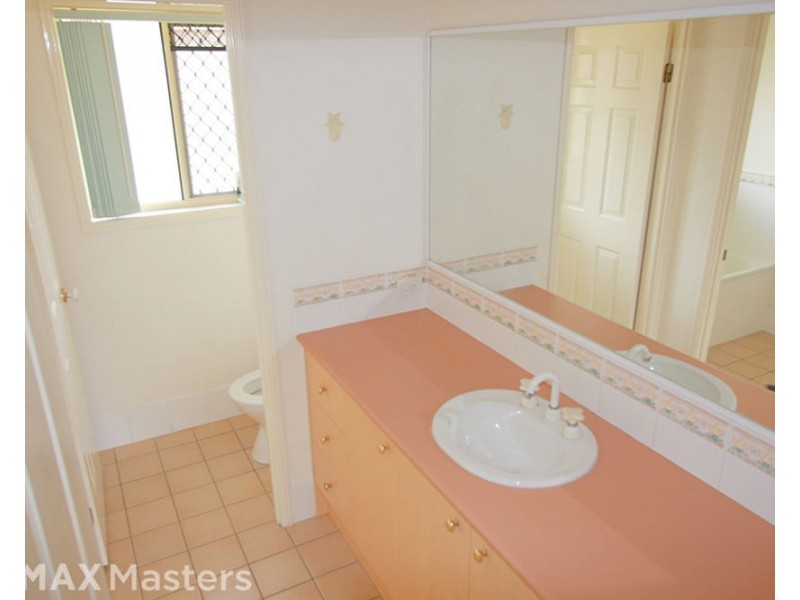 15 Jayef Street, Sunnybank Hills QLD 4109