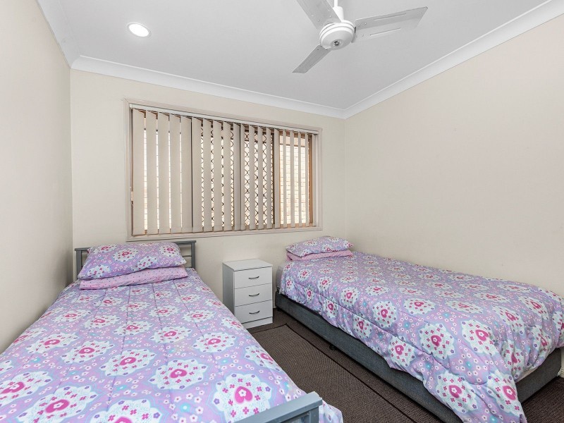 5 Illawarra Cl, Forest Lake QLD 4078