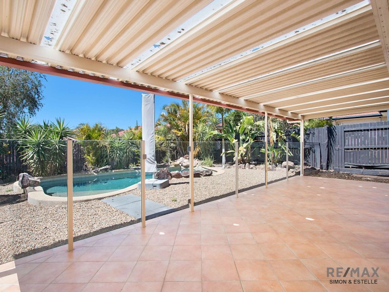 14 Scarlet Oak Place, Calamvale QLD 4116