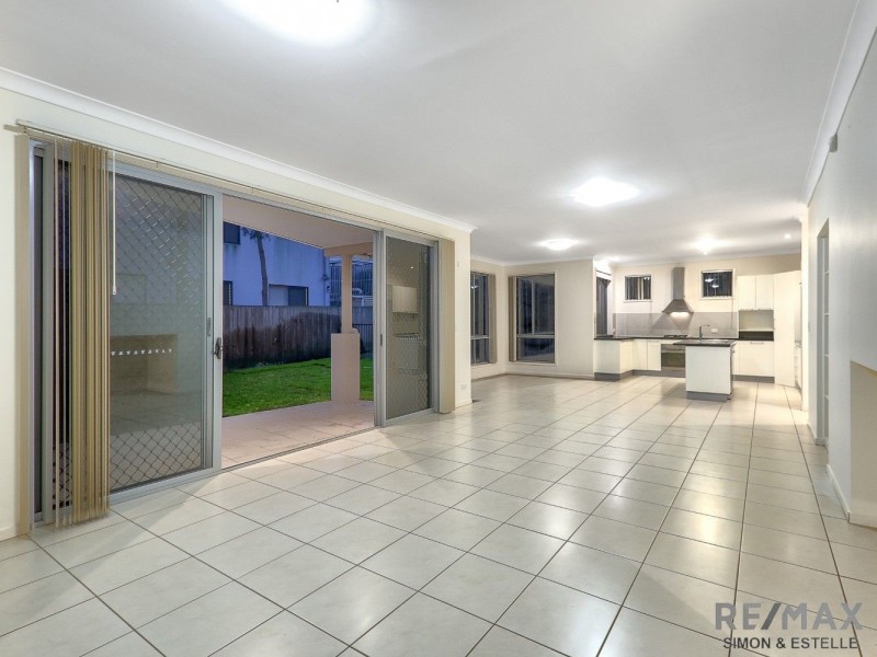 26 Plymouth Place, Calamvale QLD 4116