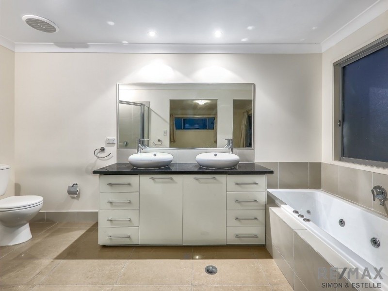 26 Plymouth Place, Calamvale QLD 4116