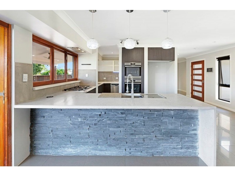 2 Seymore ct, Boronia Heights QLD 4124