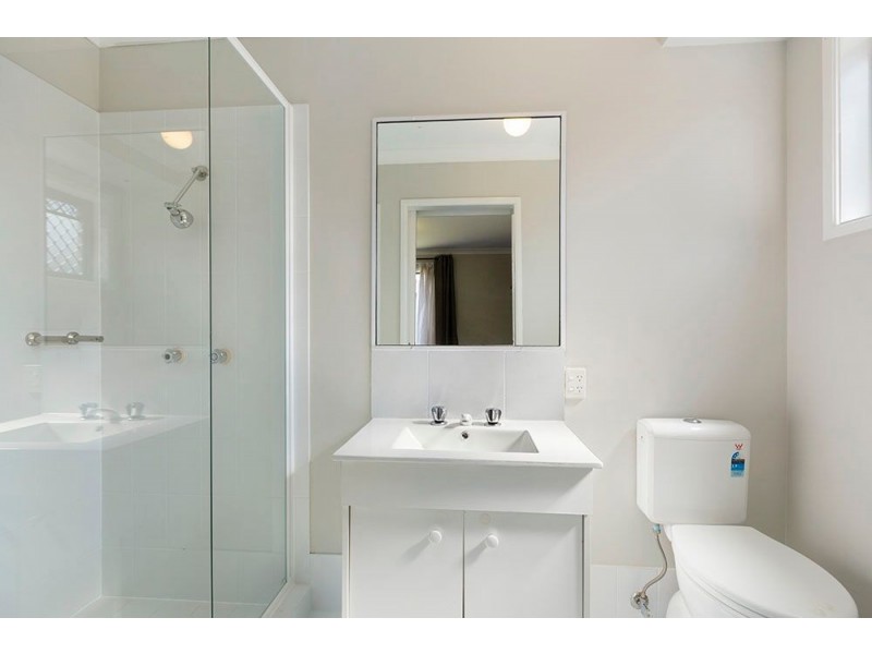 2 Seymore ct, Boronia Heights QLD 4124