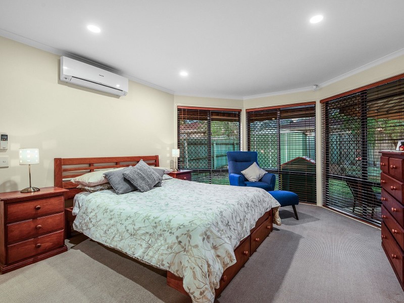 4 Benarkin St, Forest Lake QLD 4078