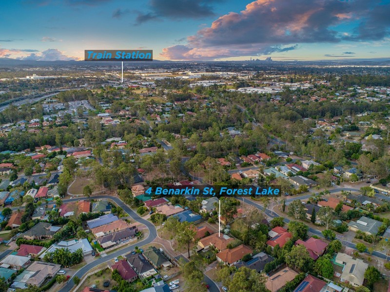 4 Benarkin St, Forest Lake QLD 4078