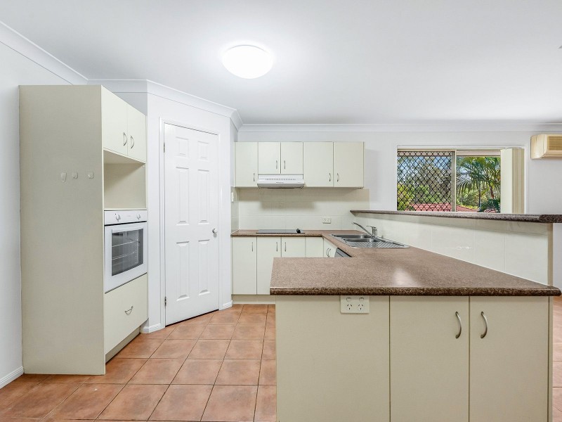 76 Snowy River Cct, Forest Lake QLD 4078