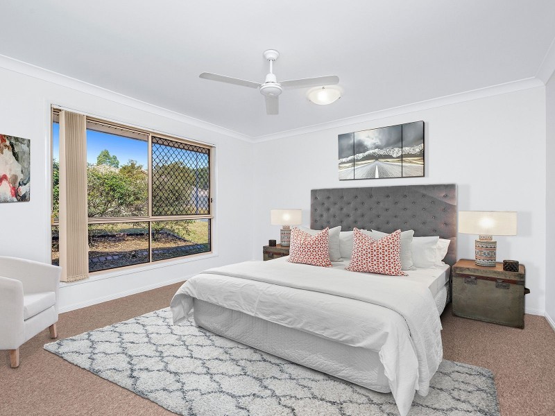 76 Snowy River Cct, Forest Lake QLD 4078