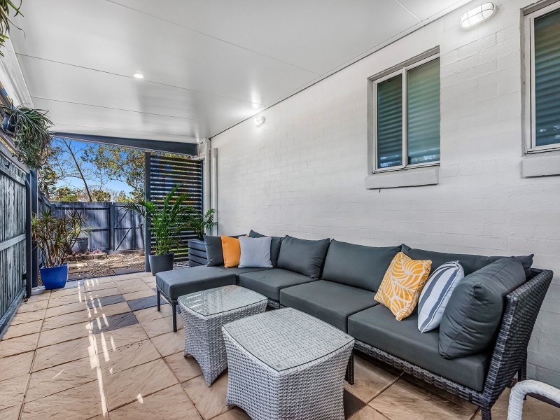 98 Banksia Cct, Forest Lake QLD 4078