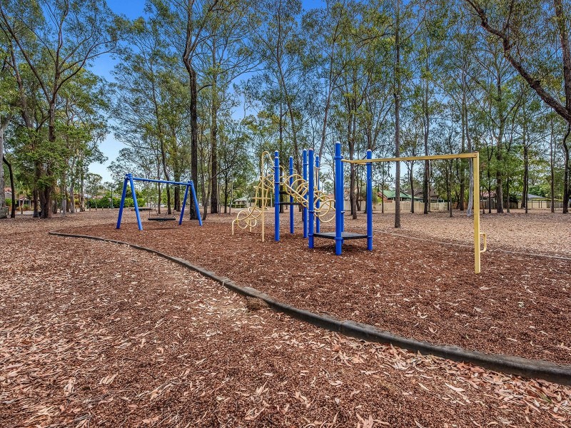 98 Banksia Cct, Forest Lake QLD 4078