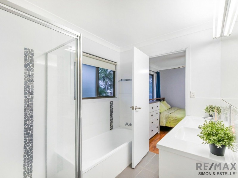 35 Roosevelt Drive, Stretton QLD 4116