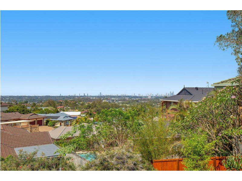 20 Trafalgar Street, Highland Park QLD 4211
