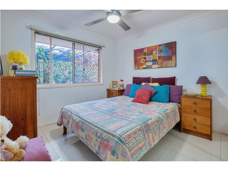 20 Trafalgar Street, Highland Park QLD 4211