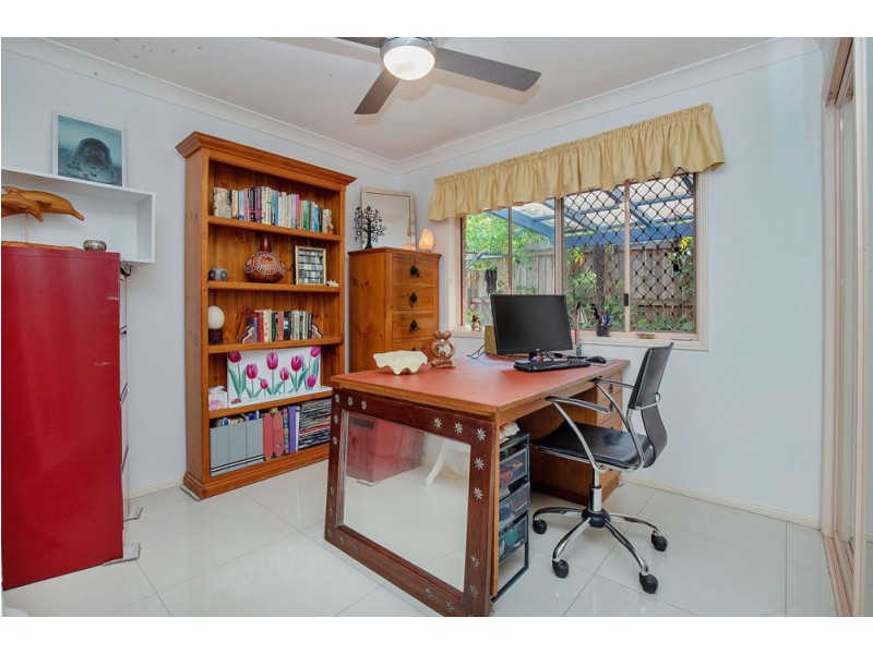 20 Trafalgar Street, Highland Park QLD 4211