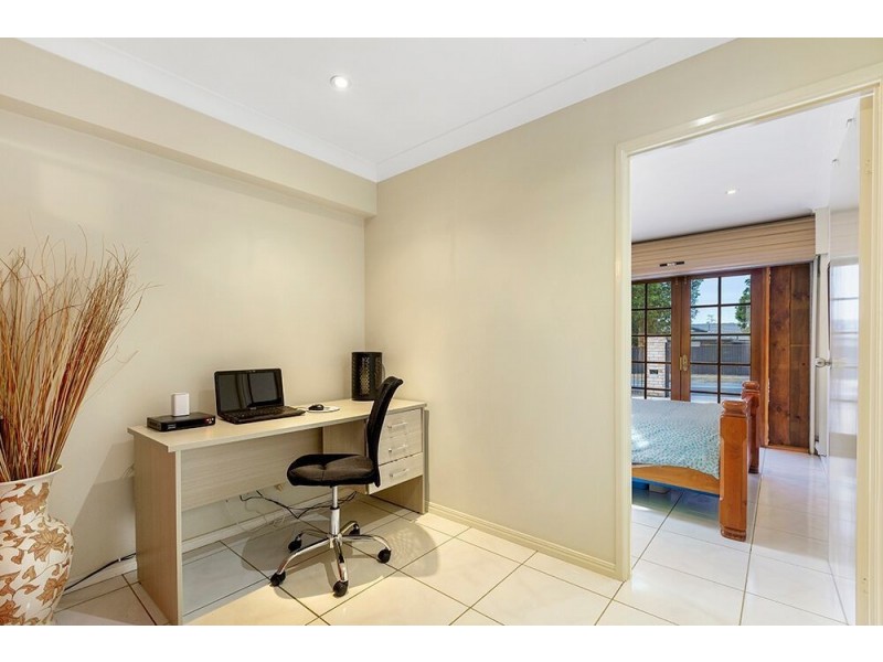 31 Fairbairn street, Marsden QLD 4132