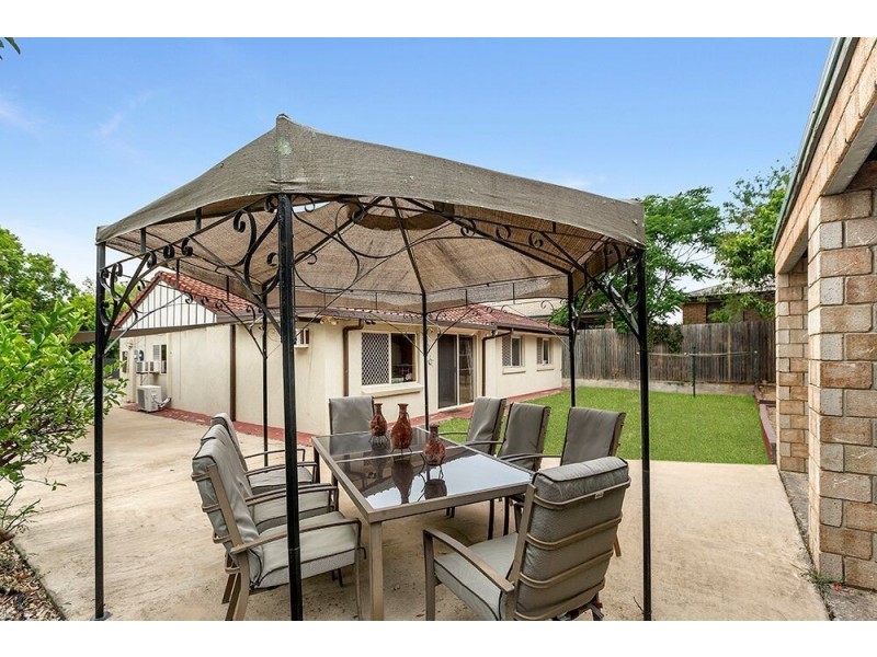 31 Fairbairn street, Marsden QLD 4132