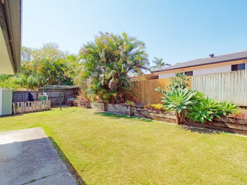 73 Jardine Drive, Springwood QLD 4127