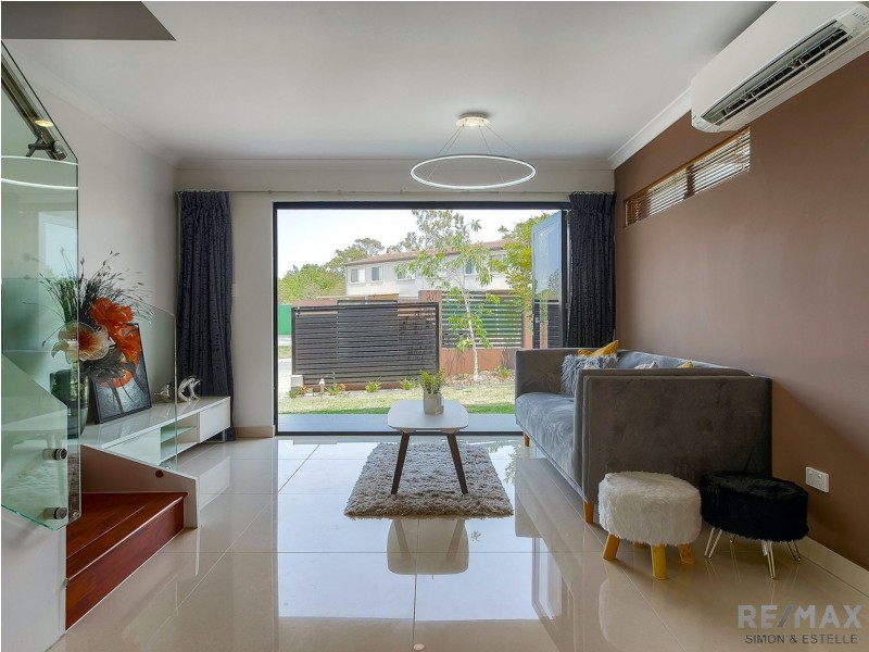 11 Riley Street, Calamvale QLD 4116