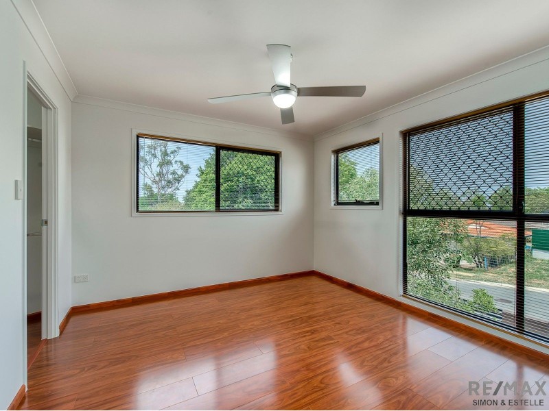 11 Riley Street, Calamvale QLD 4116