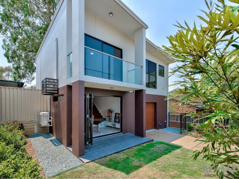 11 Riley Street, Calamvale QLD 4116