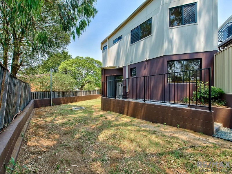 11 Riley Street, Calamvale QLD 4116