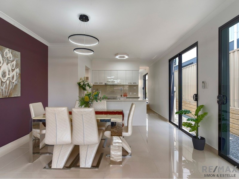 11 Riley Street, Calamvale QLD 4116