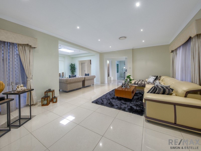 120 The Avenue, Sunnybank Hills QLD 4109