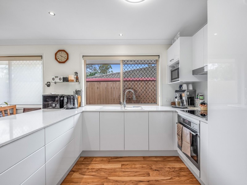 66 Clarendon Cct, Forest Lake QLD 4078