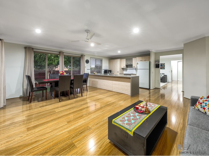 46 Mapelton Circuit, Parkinson QLD 4115