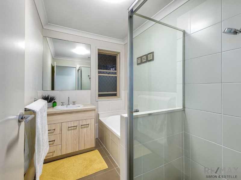 46 Mapelton Circuit, Parkinson QLD 4115