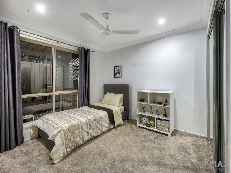 46 Mapelton Circuit, Parkinson QLD 4115