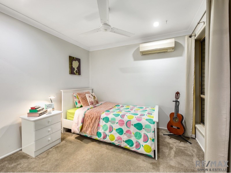 46 Mapelton Circuit, Parkinson QLD 4115
