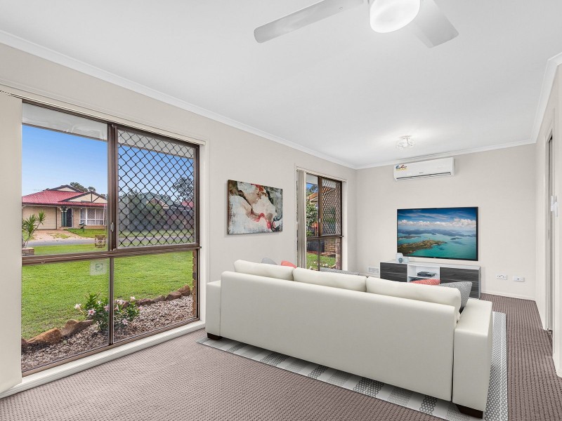 3 Pinaster St, Forest Lake QLD 4078