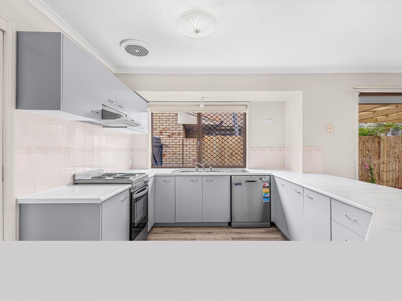 3 Pinaster St, Forest Lake QLD 4078