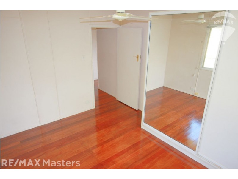 977 Boundary Road, Coopers Plains QLD 4108