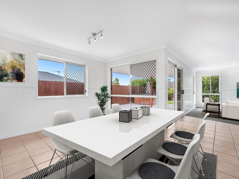 5 Robson Street, Forest Lake QLD 4078