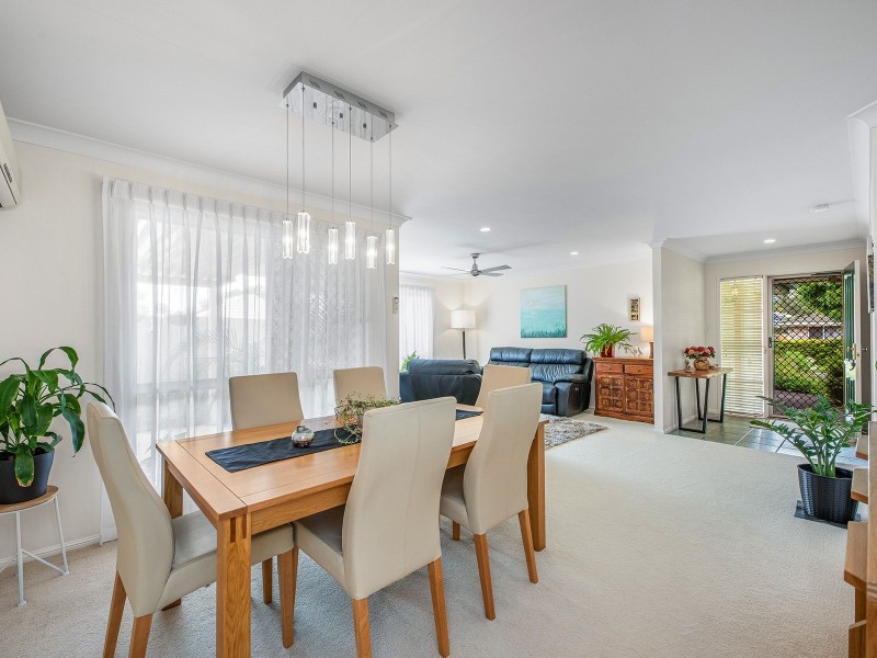 36 Acorn Cct, Forest Lake QLD 4078