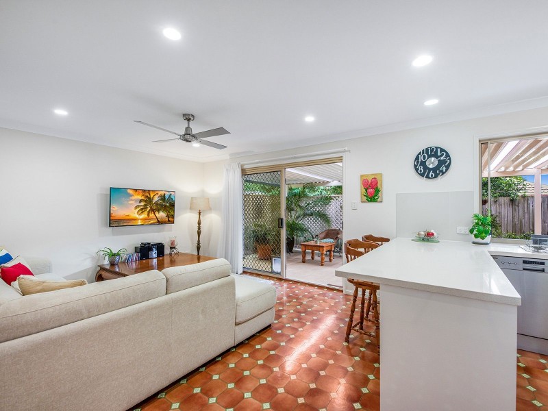 36 Acorn Cct, Forest Lake QLD 4078