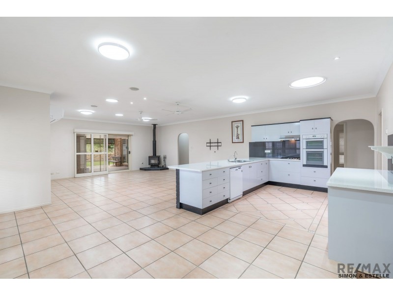 19 Superior Place, Parkinson QLD 4115