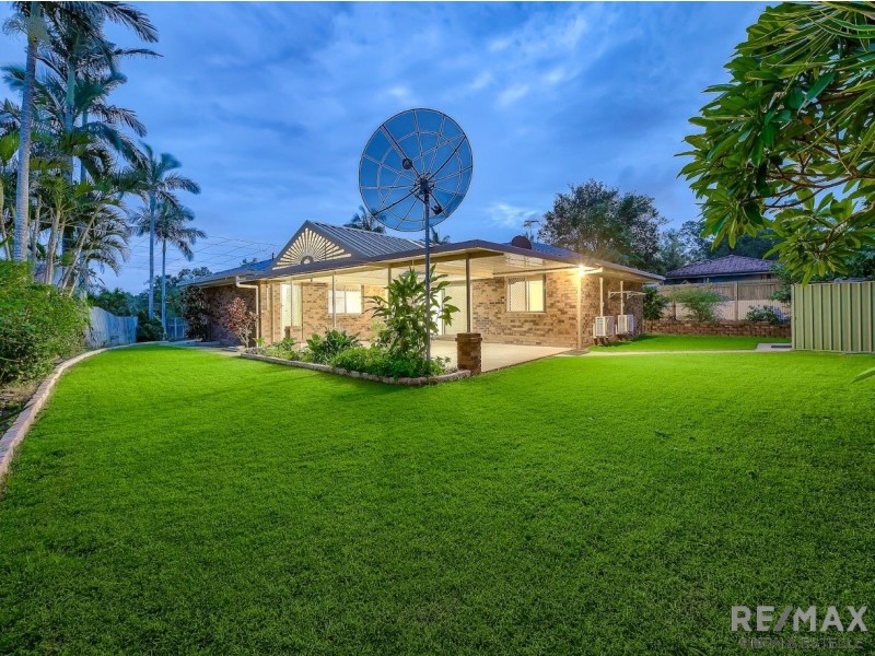 12 Avondale Crescent, Parkinson QLD 4115