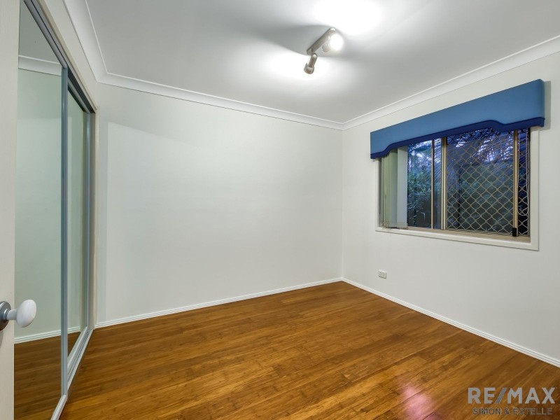 12 Avondale Crescent, Parkinson QLD 4115