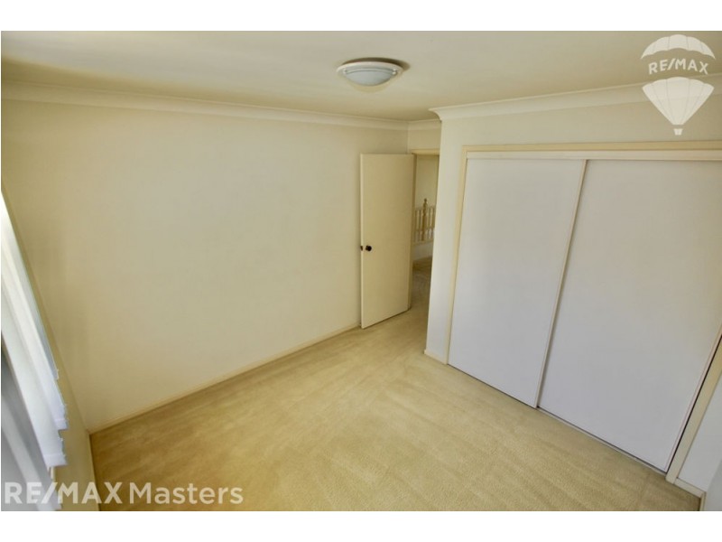 10 Ngairi Close, Eight Mile Plains QLD 4113