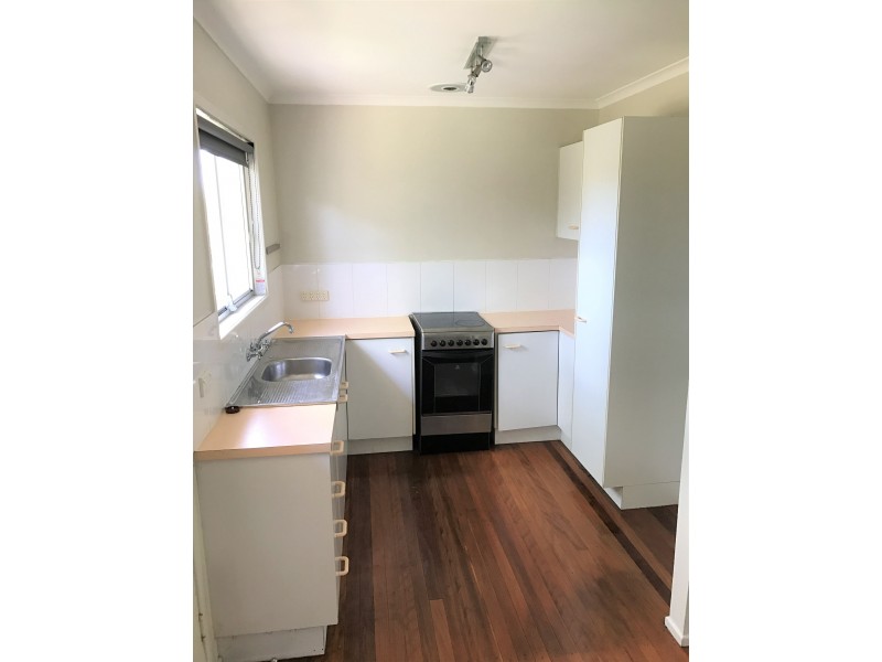 11 Fritz St, Loganlea QLD 4131