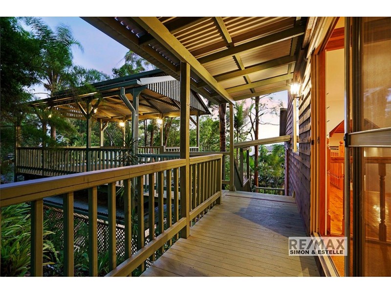 10 Gumnut Grove, Daisy Hill QLD 4127