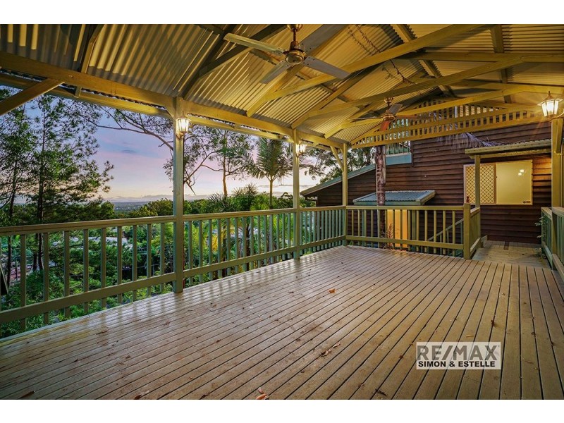 10 Gumnut Grove, Daisy Hill QLD 4127