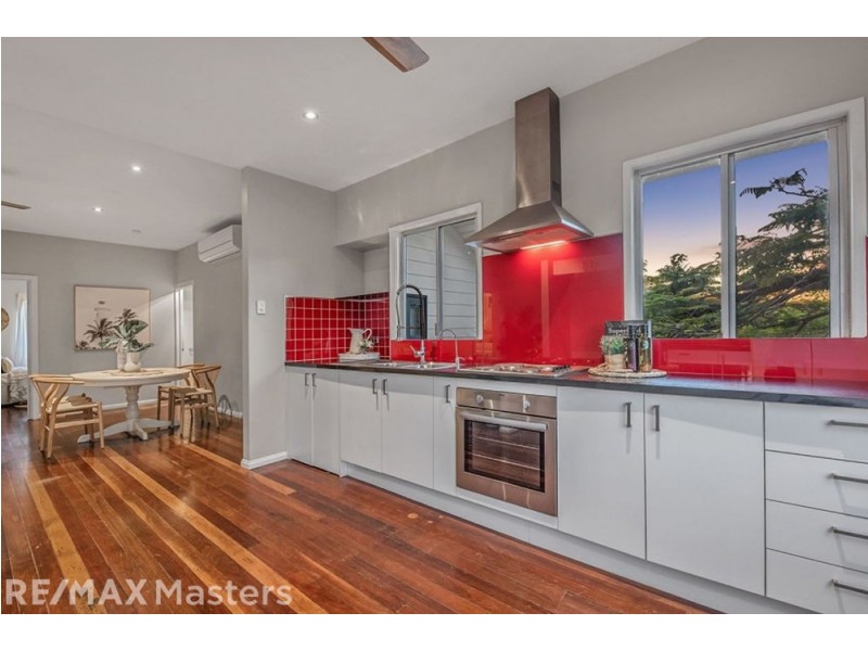 61 Fegen Dr, Moorooka QLD 4105