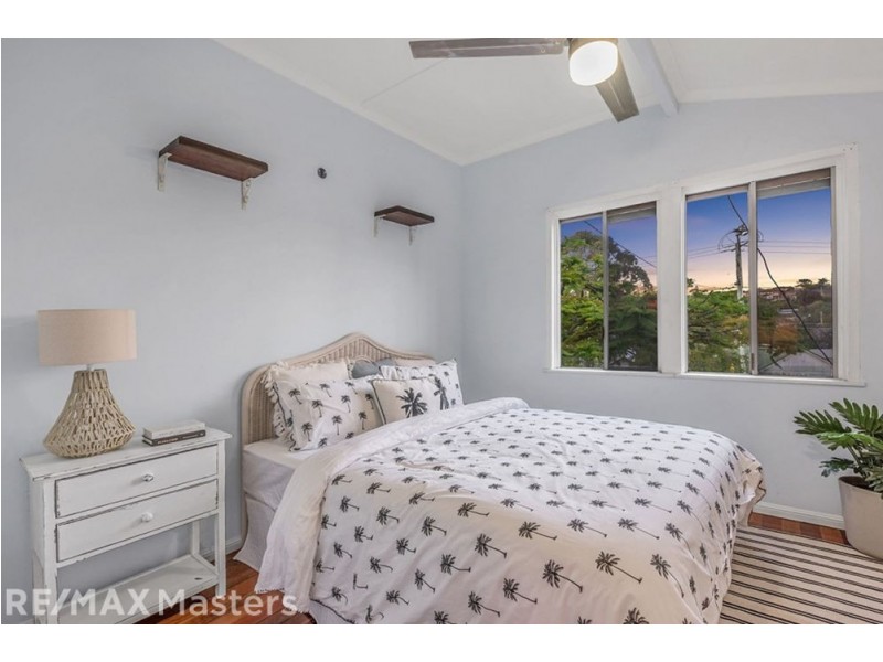 61 Fegen Dr, Moorooka QLD 4105