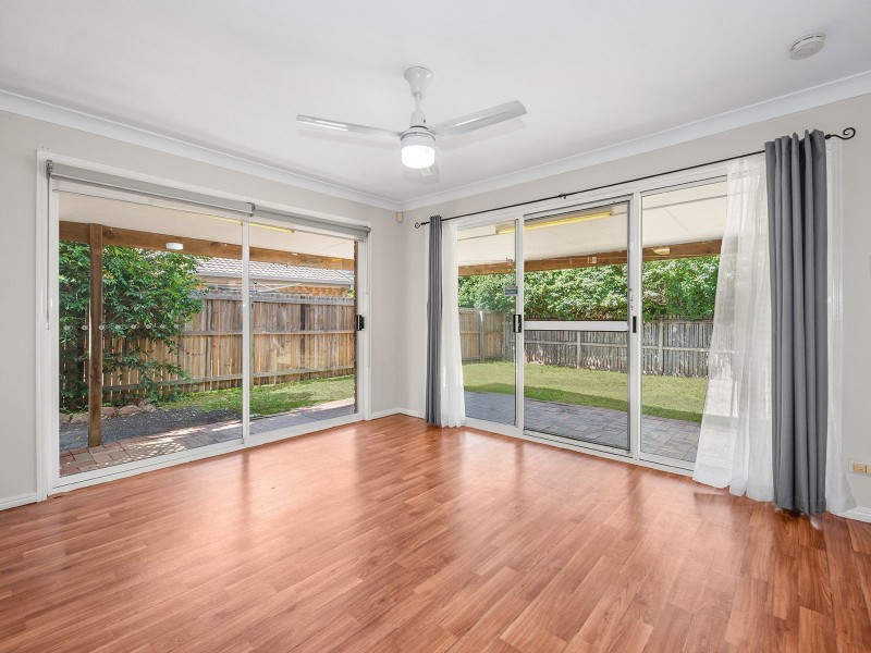 6 Noumea Pl, Forest Lake QLD 4078