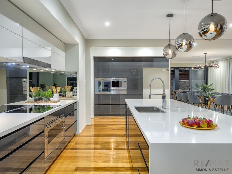 18 Adventurer Street, Kuraby QLD 4112