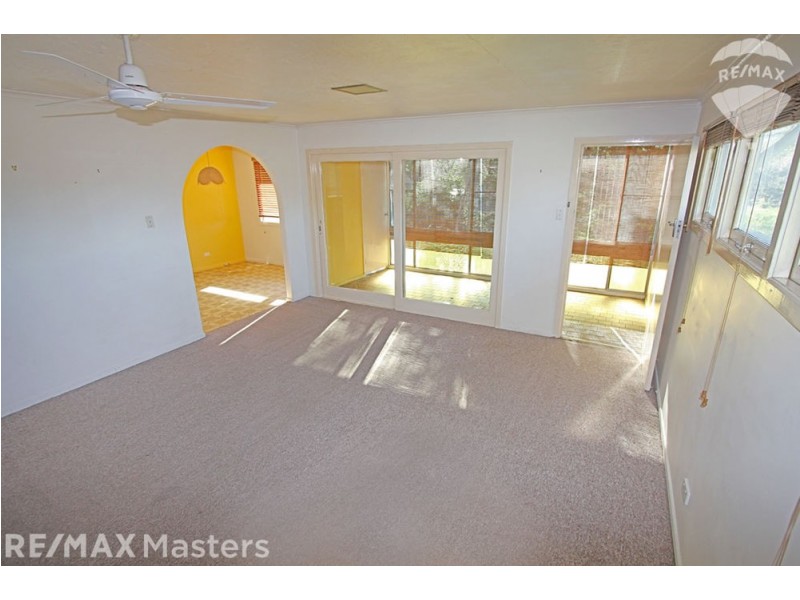 129 Mt Gravatt-Capalaba Road, Upper Mount Gravatt QLD 4122