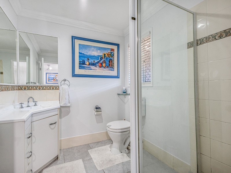 65 Oxford Pde, Forest Lake QLD 4078